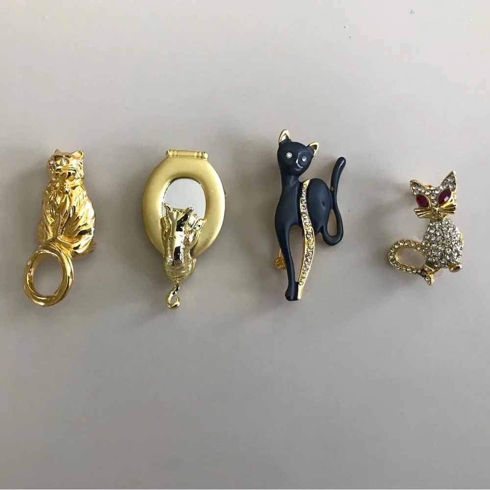 Bundle - Lot of Four Pretty Kitty Cat Pins Brooches in Gold. Tone